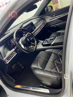 بی ئێم دەبڵیو سیریەس 7